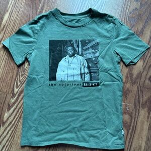 GAP Green Graphic Tee with Iconic Design